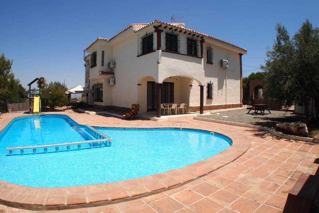 Preciosa Villa Con Gran Piscina Y Fabulosas Vistas Alhaurín de la Torre Esterno foto